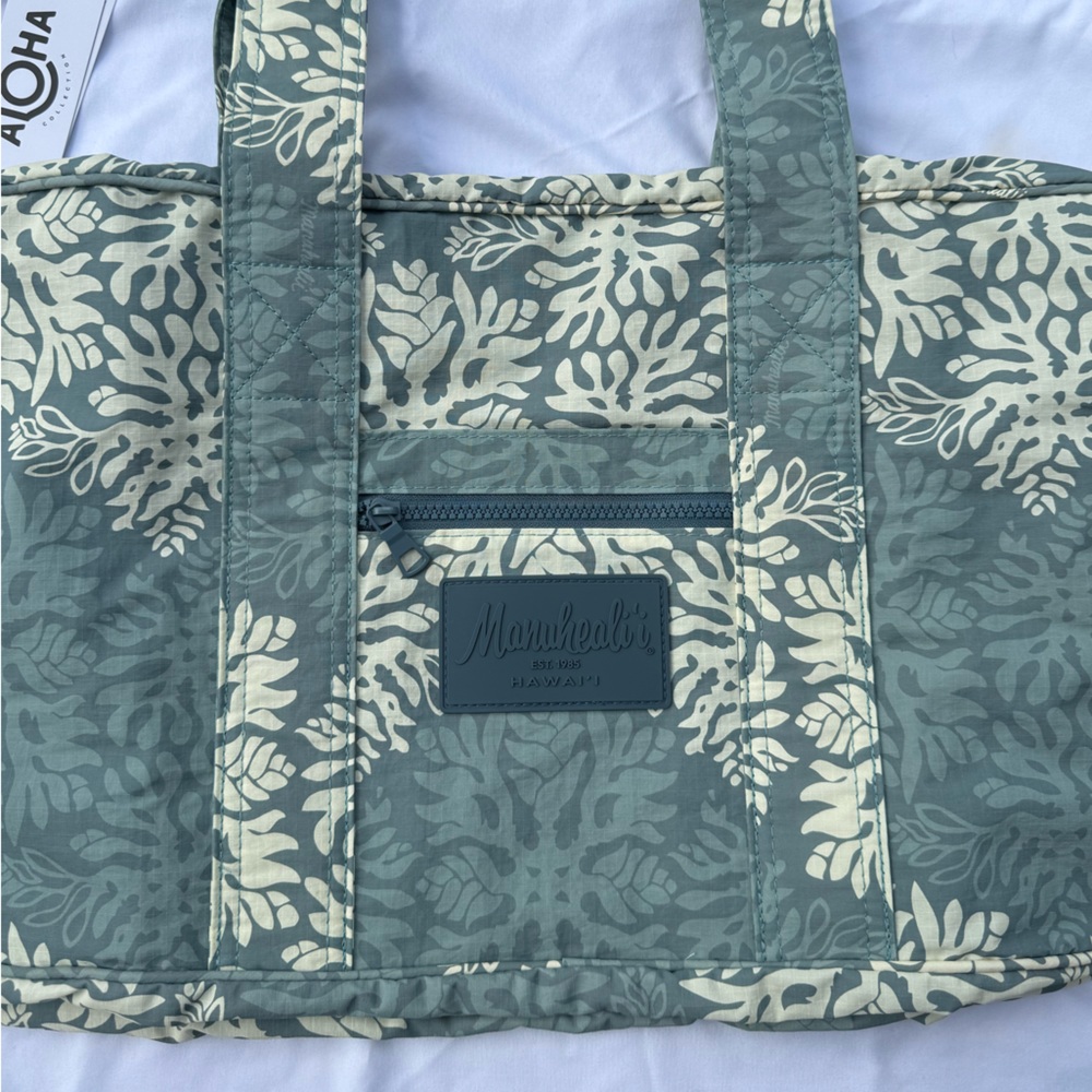 manuhealii x aloha collection awapuhi duffel